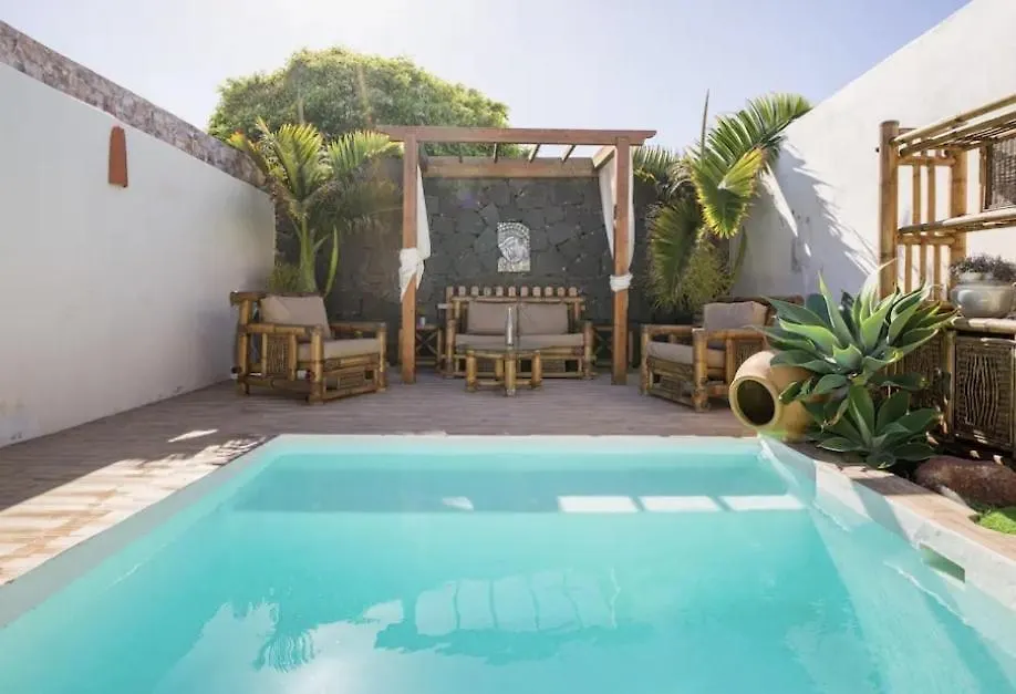 Villa La Isla By Rentaholidayslanzarote Playa Blanca  0*, Playa Blanca (Lanzarote)
