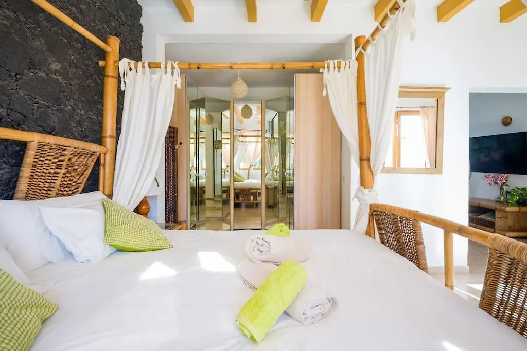 Villa La Isla By Rentaholidayslanzarote Playa Blanca  0*, Playa Blanca (Lanzarote)