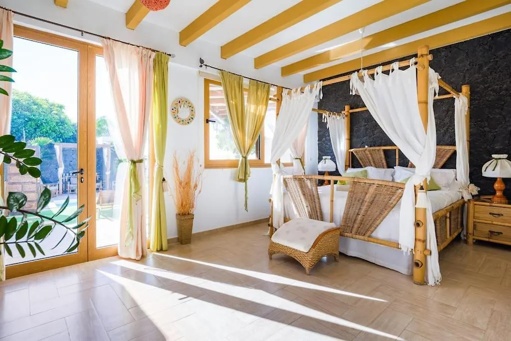 Villa La Isla By Rentaholidayslanzarote Playa Blanca  Spain