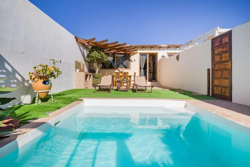 Villa La Isla By Rentaholidayslanzarote Playa Blanca