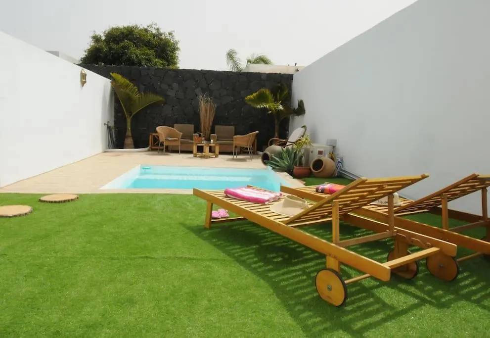 Villa La Isla By Rentaholidayslanzarote Πλάγια Μπλάνκα